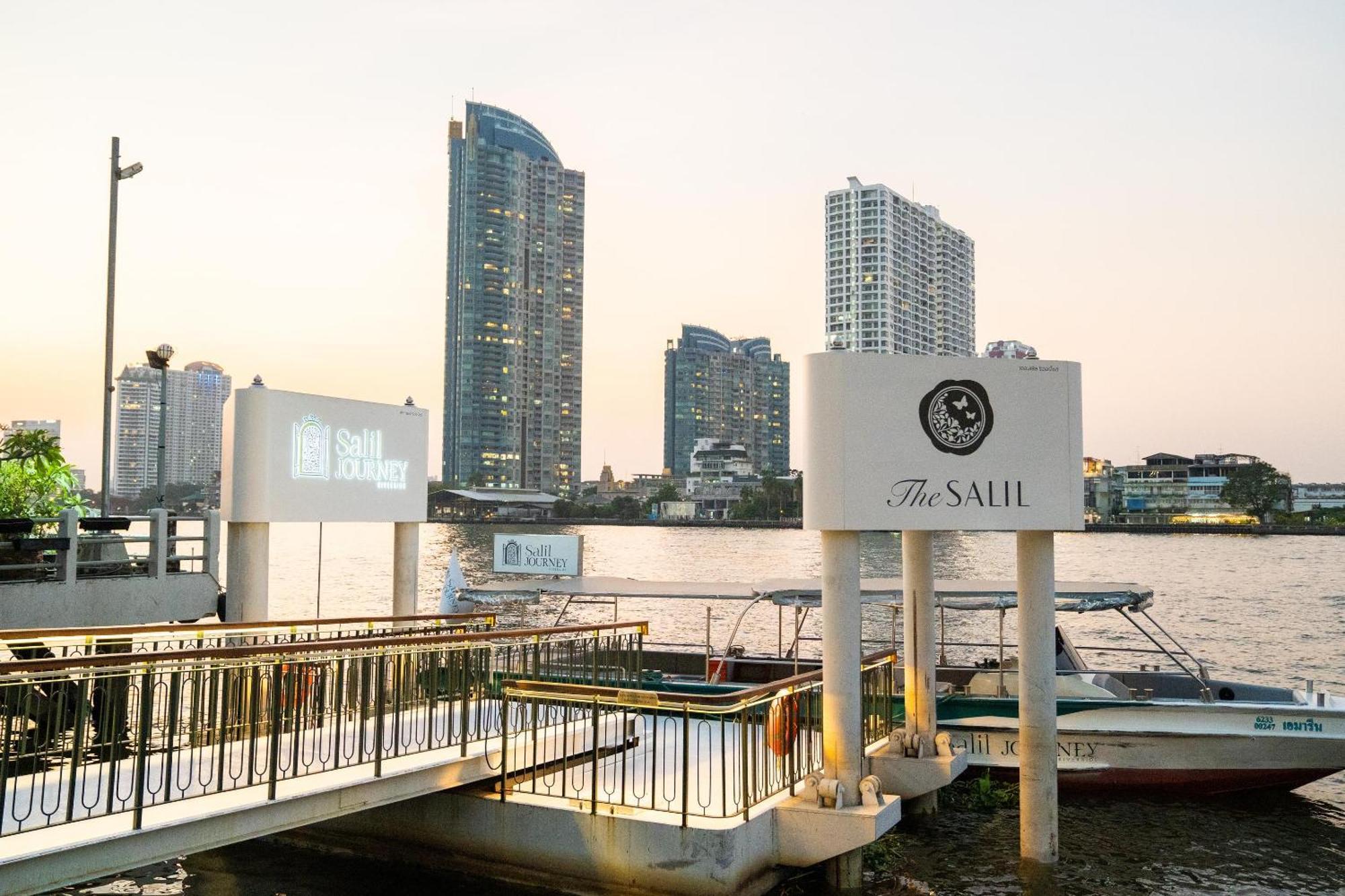 The Salil Hotel Riverside バンコク都 エクステリア 写真 The River Pier