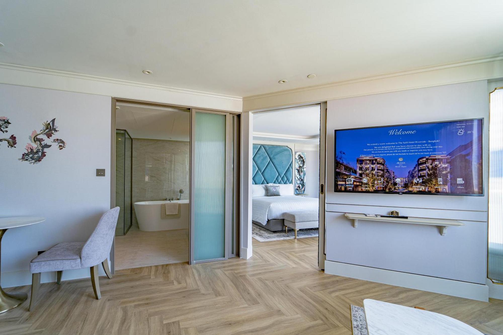 The Salil Hotel Riverside バンコク都 エクステリア 写真 A suite at the hotel